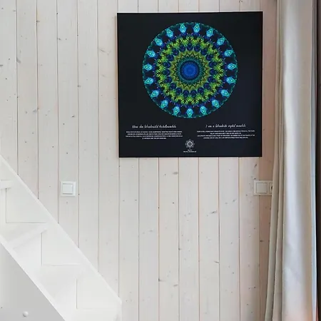 בית נופש Shanti Forest House With Mirror Sauna *