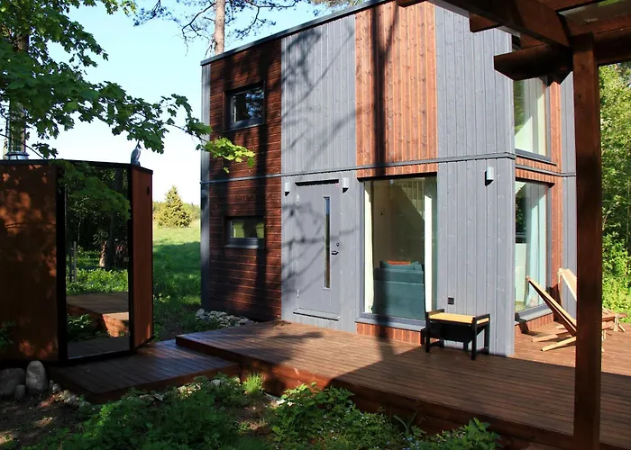 Shanti Forest House With Mirror Sauna Сasa de vacaciones